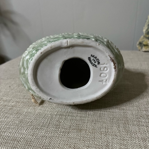 Hand Painted Deer in Basket Lusterware Made In Brazil 1907 Easter Midcentury - Picture 4 of 4